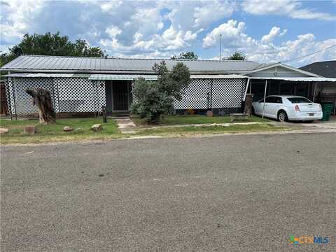 826 Aspen Lane, Cottonwood Shores, TX 78657