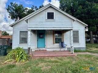 331 E Main Street, Yorktown, TX 78164