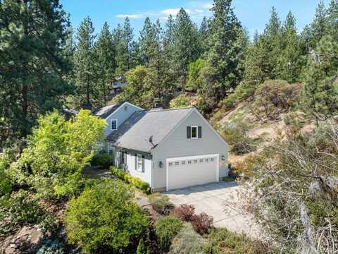 769 Lisa Lane, Ashland, OR 97520