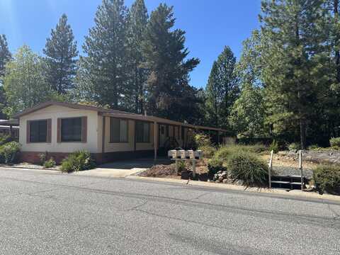 10060 Grinding Rock Drive, Grass Valley, CA 95949
