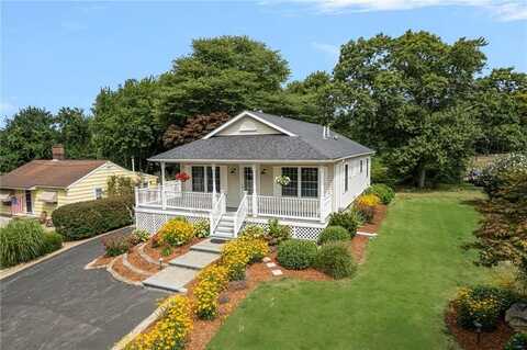 147 Foddering Farm Road, Narragansett, RI 02882