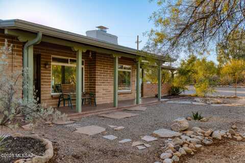 6845 N Firenze Drive, Tucson, AZ 85704