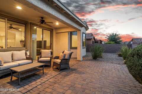 13773 E Carruthers Street, Vail, AZ 85641