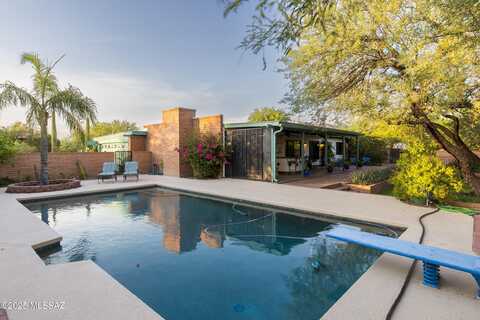 5860 N Calle Tiburon, Tucson, AZ 85704