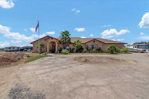 15084 18 1/2 Avenue, Lemoore, CA 93245