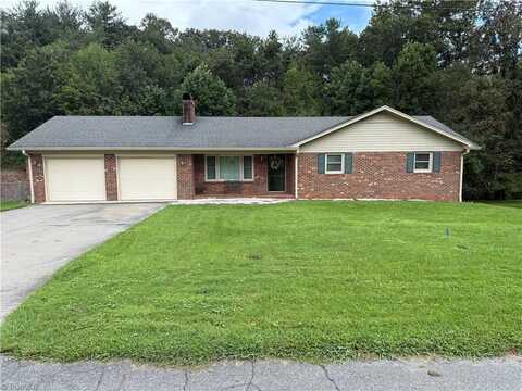 286 Raven Laurel Drive, Wilkesboro, NC 28697