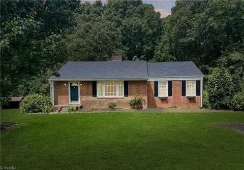 1102 Kerner Road, Kernersville, NC 27284