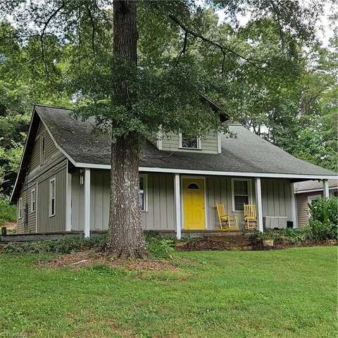 1739 Denny Road, King, NC 27021