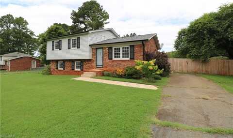 120 Sunnybrook Court, Tobaccoville, NC 27050