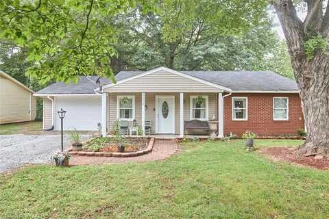 2906 Navajo Avenue, Winston Salem, NC 27103