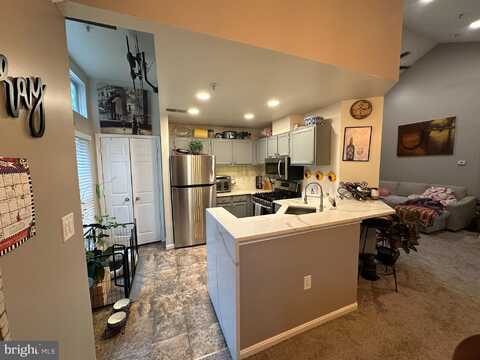 3559 FLOATING LEAF LANE, LAUREL, MD 20724