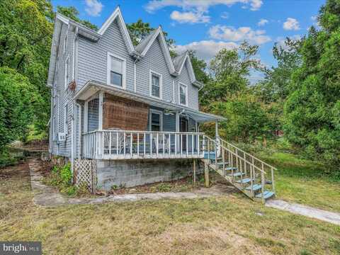 137 HAGEMAN STREET, BERKELEY SPRINGS, WV 25411