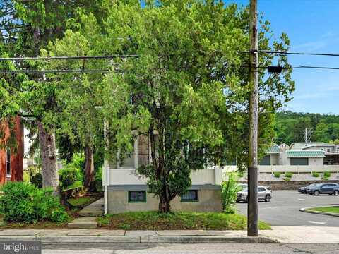 2167 W MARKET STREET, POTTSVILLE, PA 17901