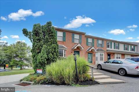 301 COUNTRY CLUB ROAD, RED LION, PA 17356