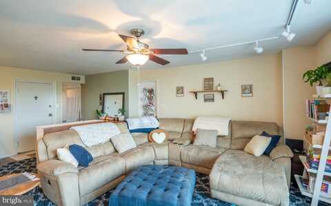 3121 FOREST LANE, SCHWENKSVILLE, PA 19473