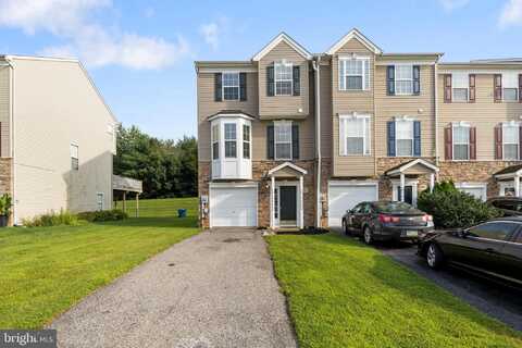 3825 ARMORY LANE, YORK, PA 17408