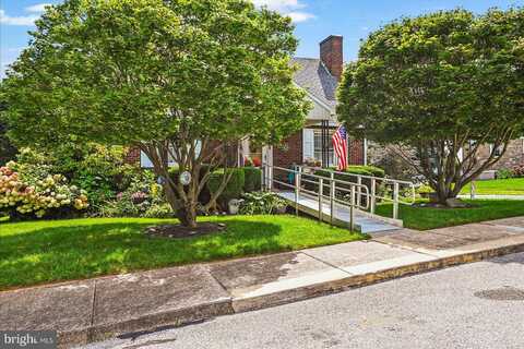 239 N 3RD STREET, NEW FREEDOM, PA 17349