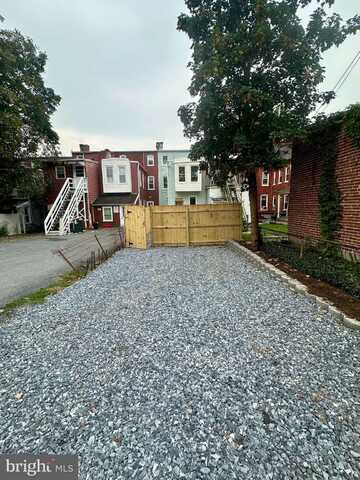 813 COLUMBIA AVENUE, LANCASTER, PA 17603