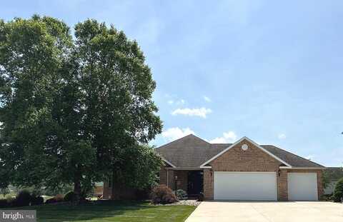 6396 SAUCON VALLEY DRIVE, FAYETTEVILLE, PA 17222