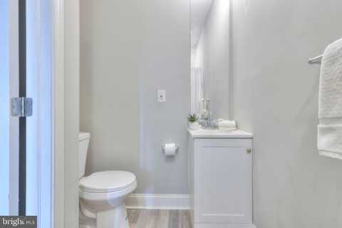 216 CHESTER STREET, BALTIMORE, MD 21231
