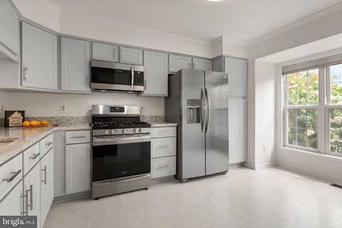 22025 GUILFORD STATION TERRACE, STERLING, VA 20166