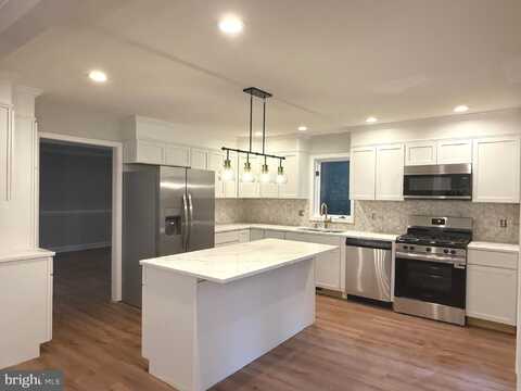 370 LAND OR DRIVE, RUTHER GLEN, VA 22546