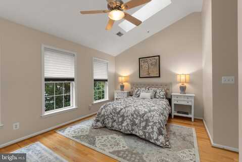 325 HELMUTH LANE, ALEXANDRIA, VA 22304