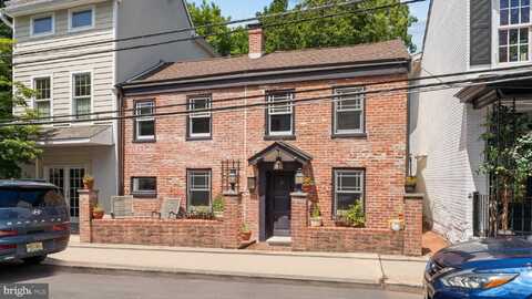 28 SWAN STREET, LAMBERTVILLE, NJ 08530
