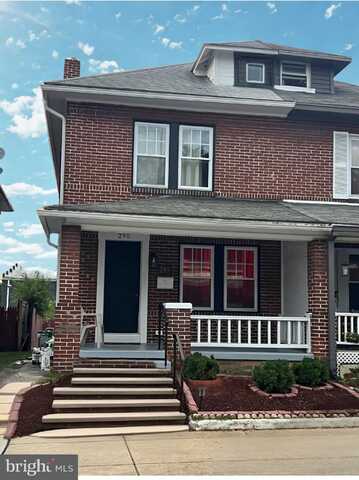 295 W MAPLE STREET, YORK, PA 17401