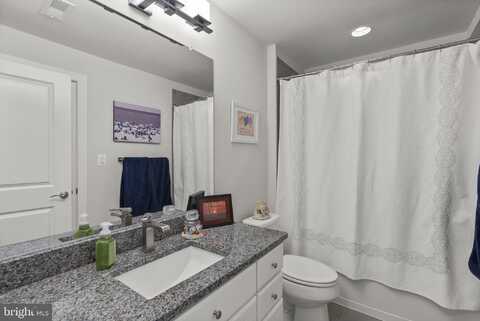 402 REDBRIDGE STREET, MIDDLE RIVER, MD 21220