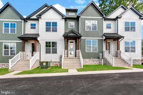 408 E 7TH AVENUE, RANSON, WV 25438