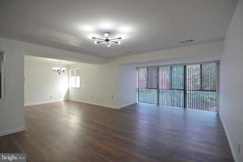 18905 SMOOTHSTONE WAY, GAITHERSBURG, MD 20886