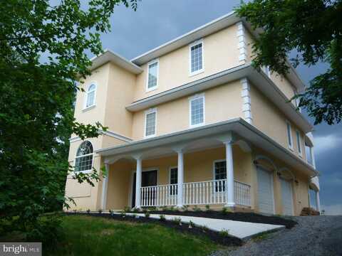 1355 NORTH INDEPENDENCE DRIVE, MONTROSS, VA 22520