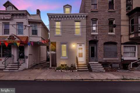 734 FRANKLIN STREET, READING, PA 19602