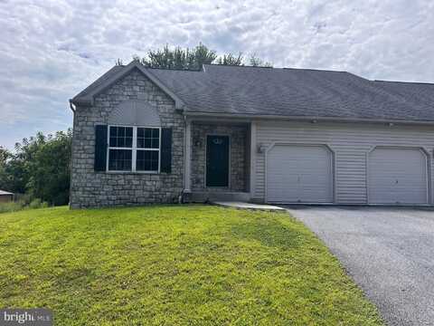 738 SEEM DRIVE, KUTZTOWN, PA 19530