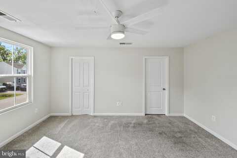 40 SALIDA TRAIL, MARTINSBURG, WV 25403