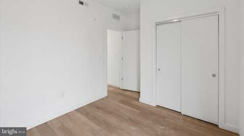 754 S 4TH STREET, PHILADELPHIA, PA 19147