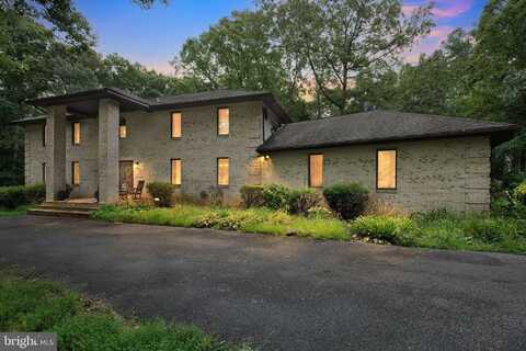 7490 SERENITY DRIVE, HUGHESVILLE, MD 20637