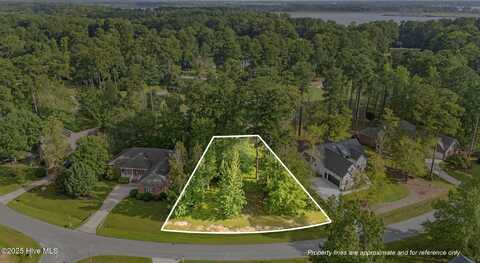 201 Neuse Drive, Chocowinity, NC 27817