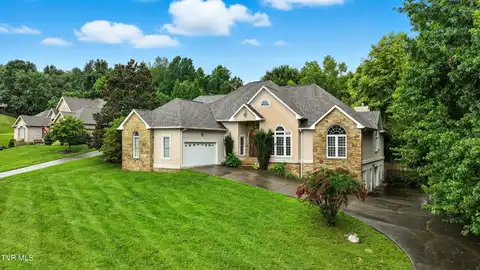 414 Mizpah Hills Drive, Johnson City, TN 37604