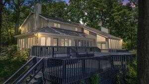 305 Keck Lane, BUCHANAN, TN 38222