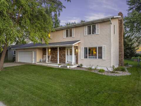 3010 Violet Drive, Waterloo, IA 50701