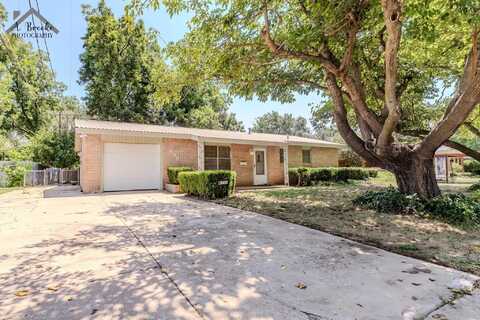 403 S HOLLY DRIVE, Burkburnett, TX 76354