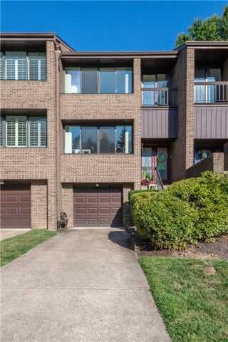 804 Fairways Dr, Oakmont, PA 15139