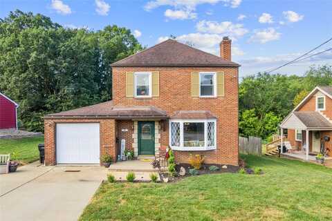 719 Hemlock Dr, Aliquippa, PA 15001
