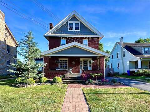 419 W Neshannock Ave, New Wilmington, PA 16142