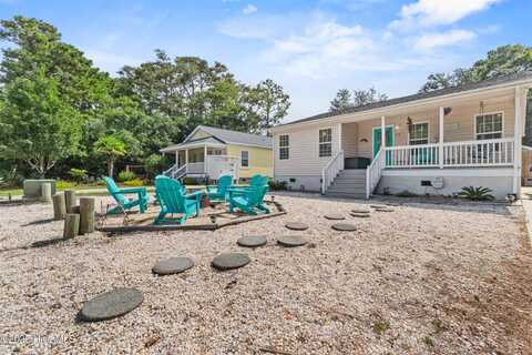 316 NE 52nd Street, Oak Island, NC 28465
