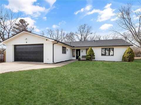 9 Bois D Arc ST, Farmington, AR 72730