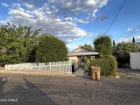 950 E SYCAMORE Street S, Globe, AZ 85501