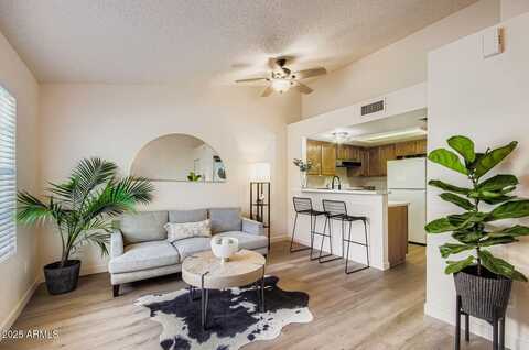 4834 E KACHINA Trail, Phoenix, AZ 85044